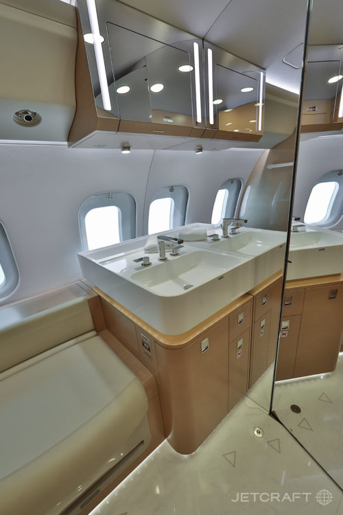 2019 Bombardier Global 6500